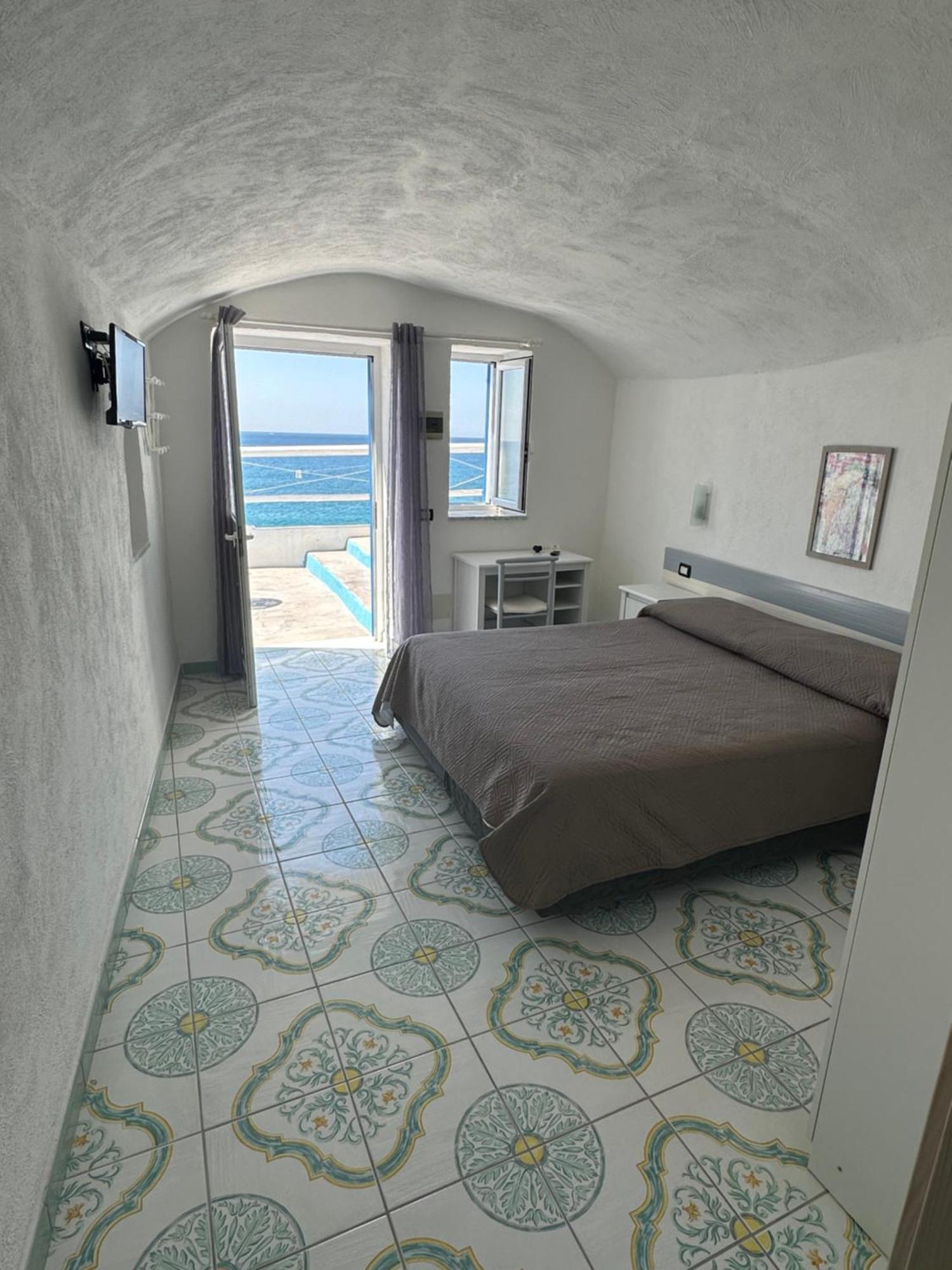 Hotel Regina Del Mare Barano dʼIschia Eksteriør bilde